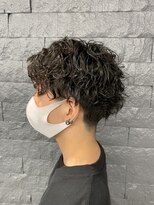 アース コアフュールボーテ 東松山店(EARTH coiffure beaute)&nbsp;センターパートツイストスパイラル波巻きパーママッシュ