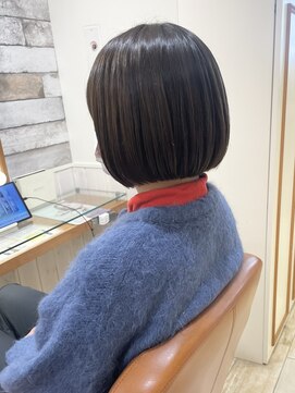 ネオリーブ クタ 町田店(Neolive kuta) 【Ｎｅｏｌｉｖｅｋｕｔａ町田店】切りっぱなしボブ
