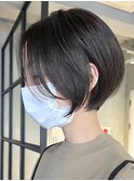 ショートボブカットミルクティーベージュピンクベージュカラー