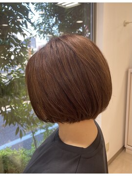 アドゥーヘア ヴィス(A do hair vis) ミニボブ