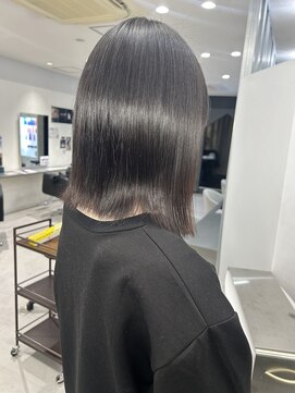 キング(K!ng) 縮毛矯正髪質改善ハイライトレイヤーカット枚方美容室エクステ