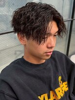 イーラ(era)&nbsp;ツイストスパイラルパーマ/メンズ/刈り上げ/眉毛/ツイスト