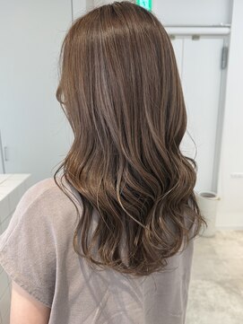 トリート 千葉店(TREAT) 白髪ぼかしハイライト/脱白髪染め/透明感ブラウン/ハイライト