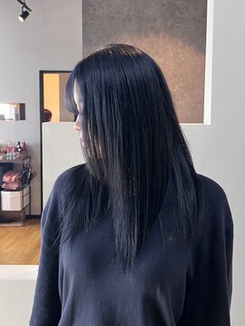 ノーヴァ バイ ボナ 前橋店(nova by bona) 大人の深みと艶感 ブルーブラック