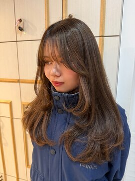 ネオリーブ チロル 横浜西口店(Neolive CiroL.) ロングレイヤー　小顔カット　韓国レイヤー　顔まわりカット