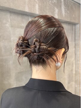 ピークアブー 原宿ハラカド(PEEK-A-BOO) ヘアセット お呼ばれヘア パーティーヘア カチモリ ツインヘア