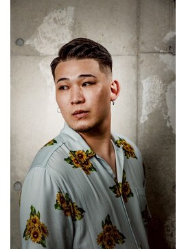 チルチェア 横浜(CHILL CHAIR) 七三サイドパート×スキンフェード <横浜/バーバー/理容室/床屋>