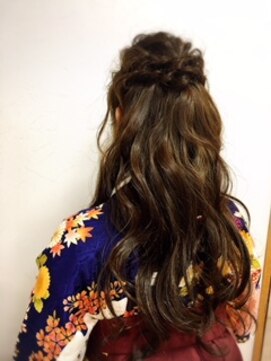 エモーション 卒業式ハーフアップ 担当 松井恵子