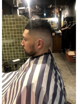 バーバーショップ レガロ(REGALO) クロップ　スキンフェード