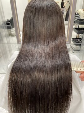 エスカーラ 表参道(THE ESCALA) @aidaman321/髪質改善縮毛矯正/ゆるふわロング/ツヤ髪スタイル/