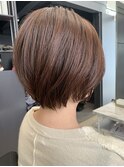 ショートボブ