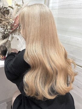 エルバイラビス 大宮(elu by lovis) 《Kanna》ブリーチカラー/ミルクティーベージュ大宮韓国レイヤー