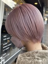 カムジーヘッドカミノウラ(COMEGHEAD KAMINOURA)&nbsp;ダブルカラーピンクベージュベージュカラーケアブリーチミニボブ