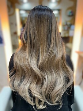 フレスコ 鎌ヶ谷大仏店 バレイヤージュグラデーション