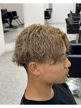 ブライト(BRIGHT) ［BRIGHT］センターパート×ツイスパ［静岡/メンズ/静岡駅］