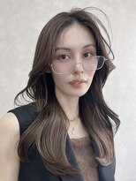 ルアナ(Luana.)&nbsp;◇大人かわいいくびれヘアと透明感のあるグレージュ◇