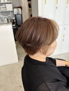 テラス トヨタ(Telasu Toyota) フェイスフレーミングカラーとハンサムショート◎