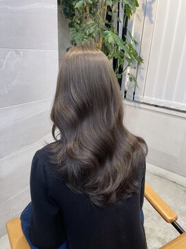 リシェル(RICHEL) オリーブグレージュ/レイヤーカット/オリーブカラー/美白カラー