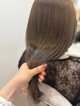 ビューティーサロン グレース(BeautySalon GRACE) Wカラーで透けオリーブベージュ
