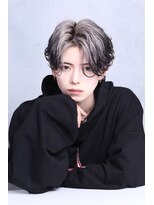 リップス 吉祥寺店 (LIPPS)&nbsp;ホワイトシルバーカラーエンドカラーセンターパート