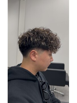 ノイセル 心斎橋(Noisyle) MEN’S HAIR/波巻ツイストスパイラル/フェザーパーマ/心斎橋S