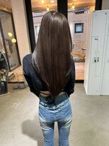 シェノン 心斎橋(CHAINON) チョコグレージュの透明感+レイヤーカットで動きあるスタイル