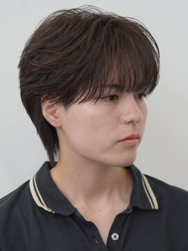 リット 甲南店(Lit.) ウルフカット アッシュブラウン フェザーパーマ 眉毛カット 20代