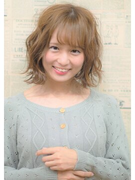 ベルナ(BELUNA) ゆるふわシフォン外ハネミディ☆1