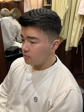 いかつくないフェードスタイル L ヒロギンザ 池袋東口店 Hiro Ginza のヘアカタログ ホットペッパービューティー