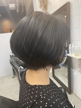 イン(in.) ショートボブ69