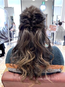 クアトログランシュ ひたちなか店(QUATRO×GranCieux) ヘアセット