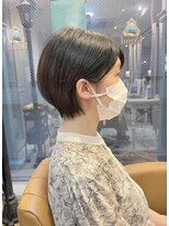 【春日美月】耳にかけてかわいいコンパクトショート