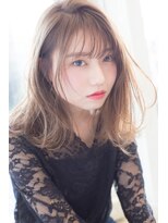 ドルチェ(Dolce)&nbsp;シースルーバングフェイスレイヤー透明感 外ハネミディアム