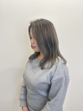 ゼンドットカラスマ(Zen.karasuma) ハイライト×グレージュ