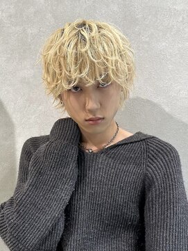 ゼスト リル 新宿(ZEST lill) シャドウパーマ スパイラルパーマ 新宿メンズパーマ ウルフ 新宿