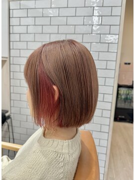 ハツ 橋本(HATSU) ピンクベージュ×インナーカラーピンク【みずき】