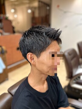 カットスタジオ141 ショートフロントアップ