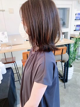 ドルセプラタ(Dulce plata) 大人可愛い外ハネ小顔レイヤーボブ×ココアグレージュ艶カラー