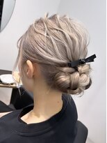 リム 南浦和(Lim)&nbsp;ハイライト/インナーカラー/白髪ぼかし/縮毛矯正/ショート