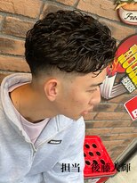 ムア(MUA)&nbsp;リバースパーマ　メンズパーマ　フェードカット