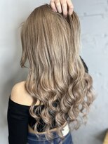 ワン(ONE)&nbsp;大人海外風ベージュ