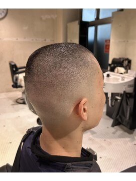 フランクス バーバー ウエストトウキョウ 吉祥寺店(FRANK’S BARBER WEST TOKYO) バズスキンY