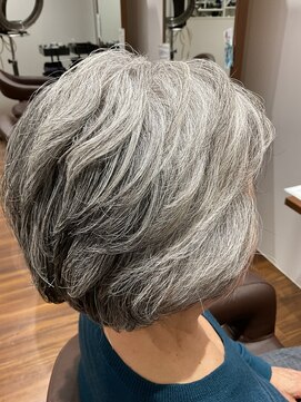 アミカ シーモール店(Amica) ミディアムボブ