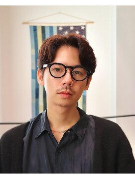 ネイビー(NAVY) 大人の余裕をつくる、ナチュラルセンターパート