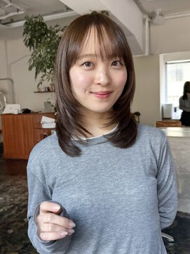 ガーランドギンザ(Garland Ginza) ミディアムレイヤーシースルーバング