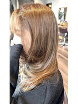 エスト(est.) ロングレイヤー×ミネコラトリートメント 20代30代40代50代