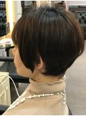 ショートボブ
