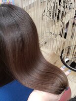 ルーミールーム(RoomieRoom)&nbsp;アッシュベージュ/髪質改善/ツヤ髪ロング/透明感/美シルエット