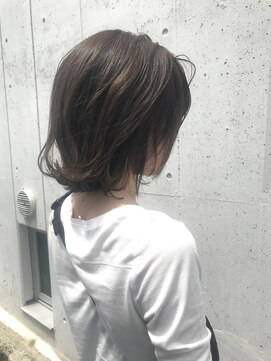ヘアデザイン ソラ(Sola) 無造作切りっぱなし外ハネボブ×ブランジュカラー暗髪ワンレン