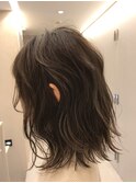 ウエーブグレージュ_ワンサイドショートブランジュ